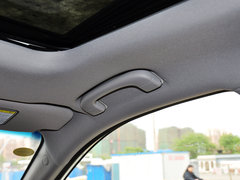 2014款 2.0L 汽油两驱自动典藏版 5座