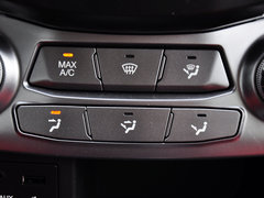 2014款 2.0L 汽油两驱自动典藏版 5座