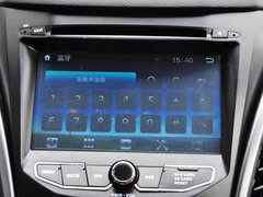 2014款 2.0L 汽油两驱自动典藏版 5座