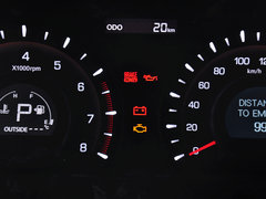 2014款 2.0L 汽油两驱自动典藏版 5座