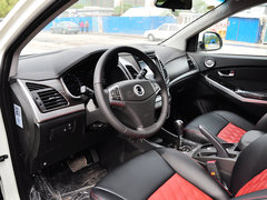 2014款 2.0L 汽油两驱自动典藏版 5座