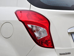 2014款 2.0L 汽油两驱自动典藏版 5座