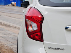 2014款 2.0L 汽油两驱自动典藏版 5座
