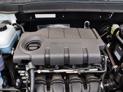 2014款 2.0L 汽油两驱自动典藏版 5座