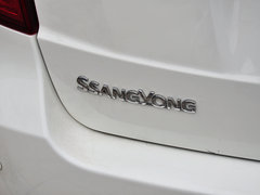 2014款 2.0L 汽油两驱自动典藏版 5座