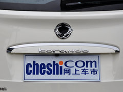 2014款 2.0L 汽油两驱自动典藏版 5座