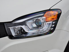 2014款 2.0L 汽油两驱自动典藏版 5座