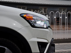 2014款 2.0L 汽油两驱自动典藏版 5座
