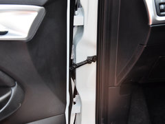 2015款 1.8L 自动 尊贵型 5座