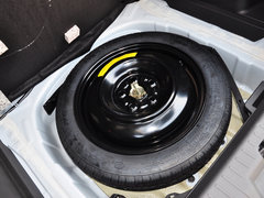 2015款 1.8L 自动 尊贵型 5座