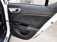 2015款 1.8L 自动 尊贵型 5座