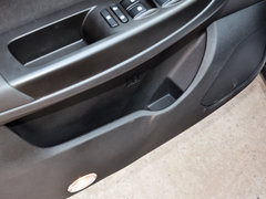 2015款 1.8L 自动 尊贵型 5座