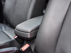 2015款 1.8L 自动 尊贵型 5座