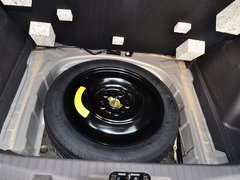 2015款 1.8L 自动 尊贵型 5座