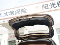 2015款 1.8L 自动 尊贵型 5座