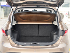 2015款 1.8L 自动 尊贵型 5座