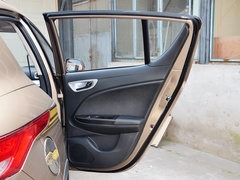 2015款 1.8L 自动 尊贵型 5座