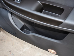 2015款 1.8L 自动 尊贵型 5座