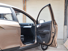 2015款 1.8L 自动 尊贵型 5座