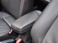 2015款 1.8L 自动 尊贵型 5座