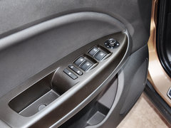 2015款 1.8L 自动 尊贵型 5座