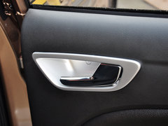 2015款 1.8L 自动 尊贵型 5座