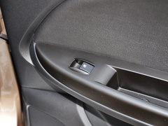 2015款 1.8L 自动 尊贵型 5座