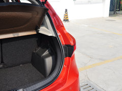 2015款 1.8L 自动 尊贵型 5座