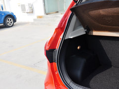 2015款 1.8L 自动 尊贵型 5座