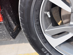 2015款 1.8L 自动 尊贵型 5座