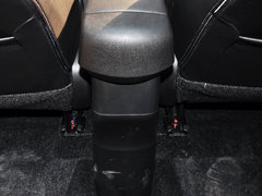 2015款 1.8L 自动 尊贵型 5座