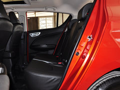2015款 1.8L 自动 尊贵型 5座