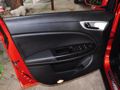 2015款 1.8L 自动 尊贵型 5座
