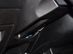 2015款 1.8L 自动 尊贵型 5座