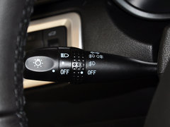 2015款 1.8L 自动 尊贵型 5座
