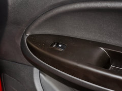 2015款 1.8L 自动 尊贵型 5座