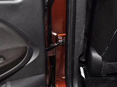 2015款 1.8L 自动 尊贵型 5座