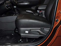 2015款 1.8L 自动 尊贵型 5座