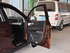 2015款 1.8L 自动 尊贵型 5座