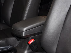 2015款 1.8L 自动 尊贵型 5座