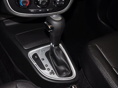 2015款 1.8L 自动 尊贵型 5座