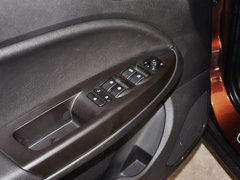 2015款 1.8L 自动 尊贵型 5座
