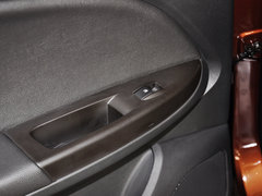 2015款 1.8L 自动 尊贵型 5座