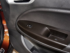 2015款 1.8L 自动 尊贵型 5座