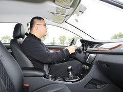 2015款 1.5T 手动 豪华型