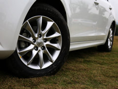 2015款 1.5T 手动 豪华型