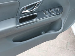 2014款 1.5L 手动 豪华型