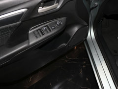 2014款 1.5L 手动 LX舒适型