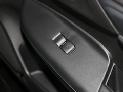 2014款 1.5L 手动 LX舒适型