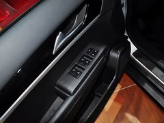 2015款 2.3L 自动 智尊型 5座